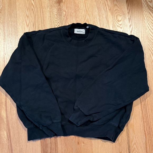Fear of God Essentials Black Crewneck - Picture 2 of 3